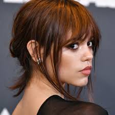 The Details of Jenna Ortega’s Wolf Cut