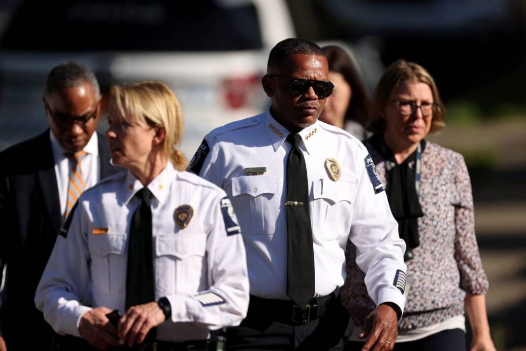 charlotte police shooting suspect